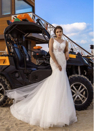 Beaded Ivory Lace Tulle See-through Wedding Dress